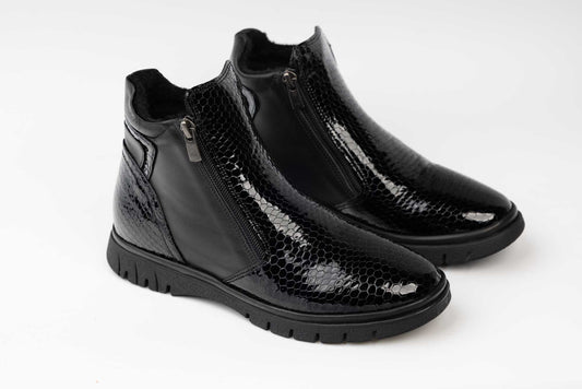 Women's casual boots, natural leather, DOGATI 100-25 N, box lacquer