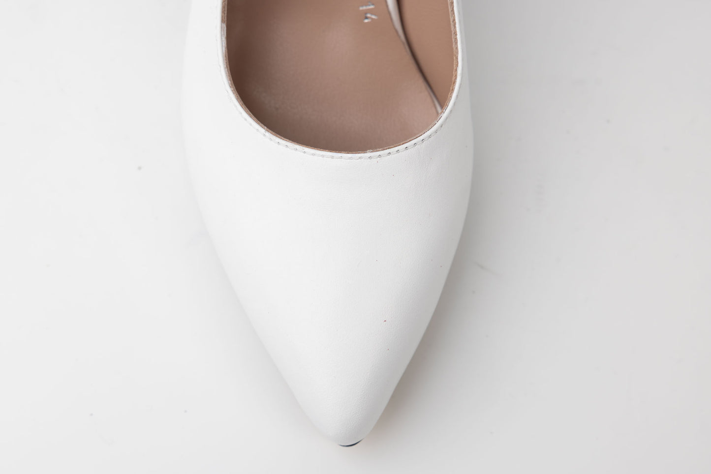 Women's genuine leather shoes LSD 714 White