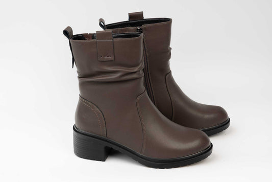 Women's boots made of genuine leather FORMAZIONE 80235 Brown