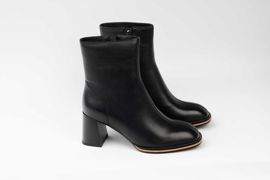 Women's boots natural leather JOSE SIMON 9739 N box