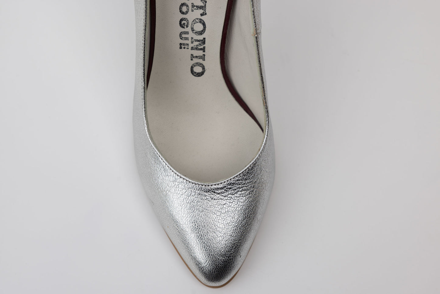 Elegant women's shoes made of genuine leather ANTONIO 3527 Silver