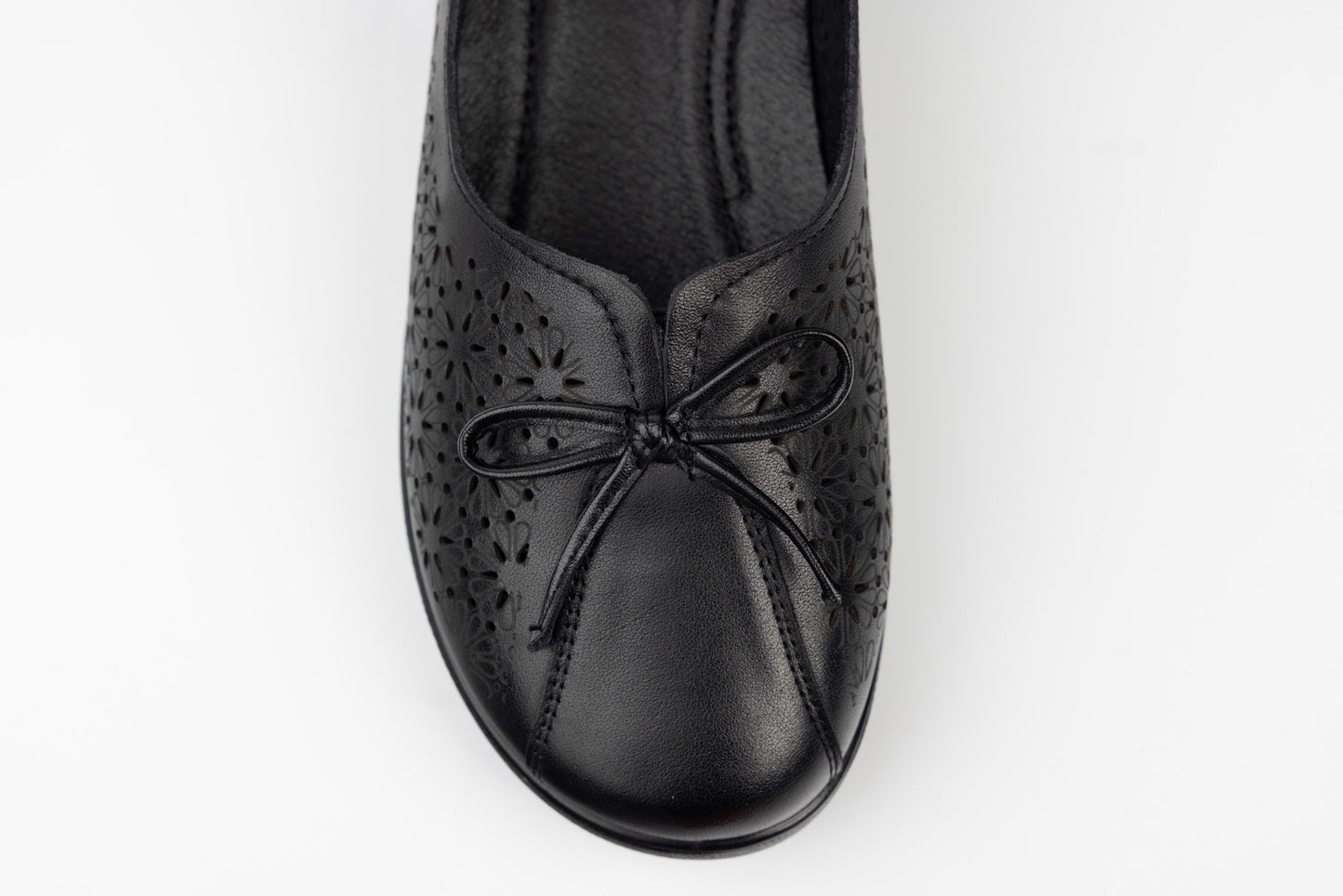 Women's perforated genuine leather ballerinas FORMAZIONE 5802 N