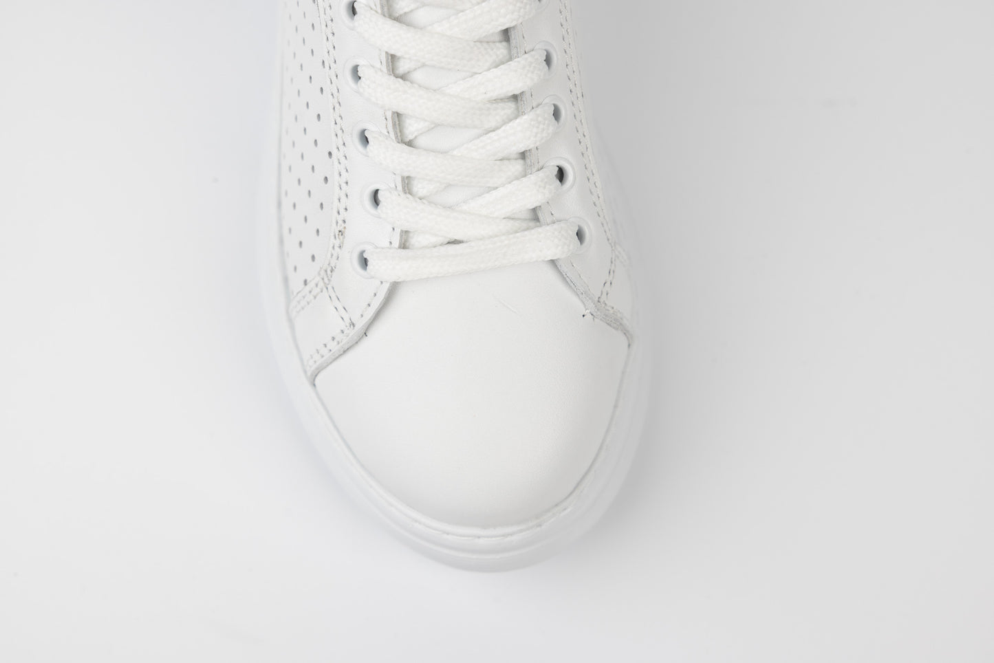 Pantofi casual sport ANNA VIOTI 16-451 Alb perf