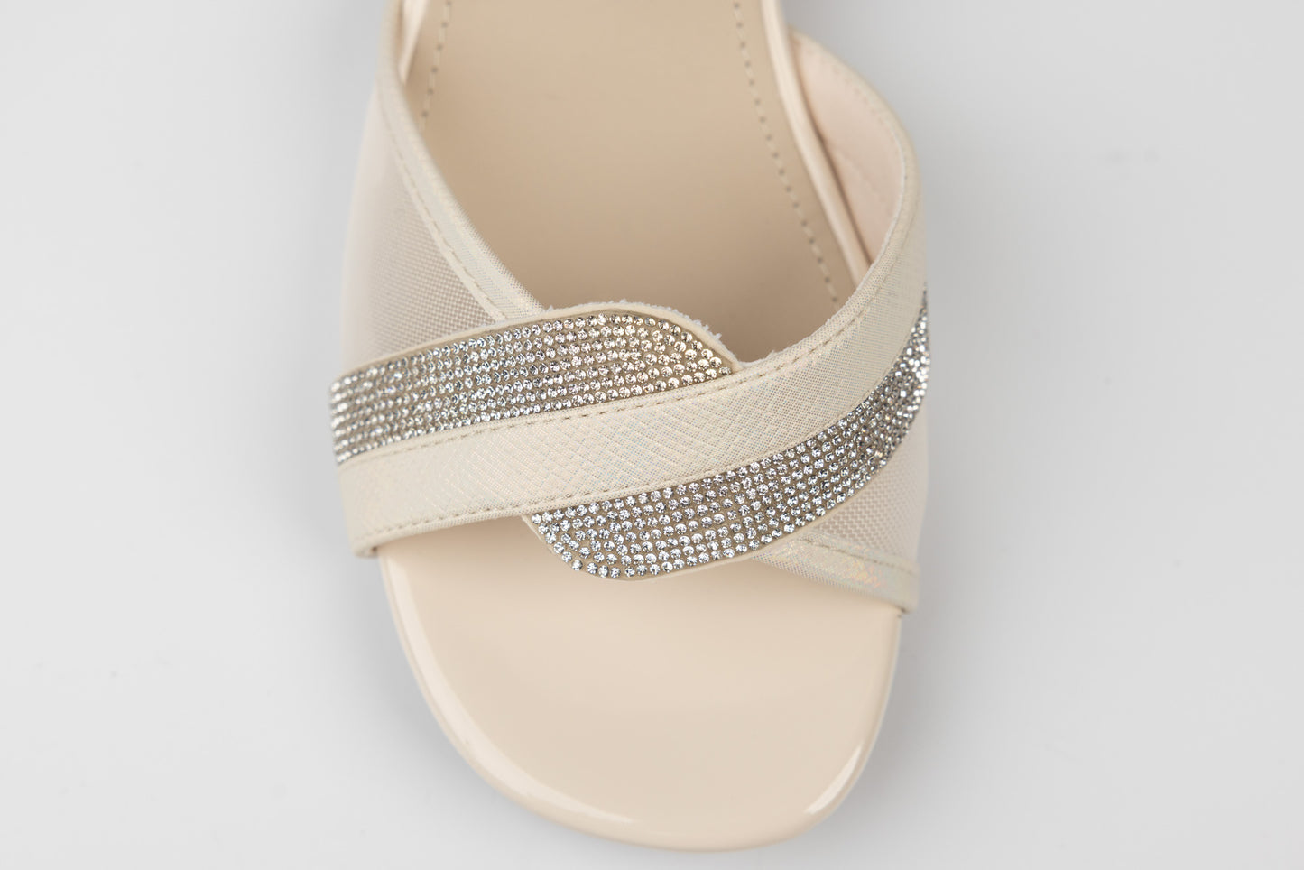 Women's sandals FORMAZIONE 2667 Cream