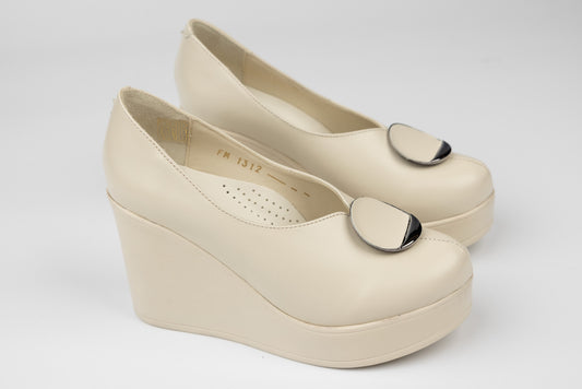 Women's genuine leather shoes PERLA 1312 Box beige