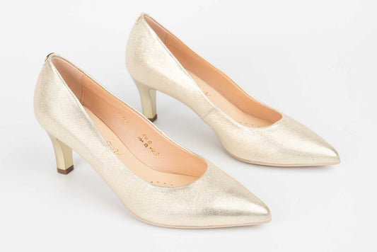 Elegant women's shoes made of genuine leather SALA 1105 crystal gold.