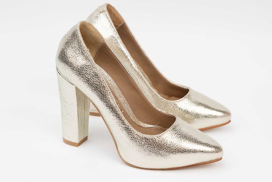 Elegant women's shoes made of genuine leather LARISA Sorana Crystal gold