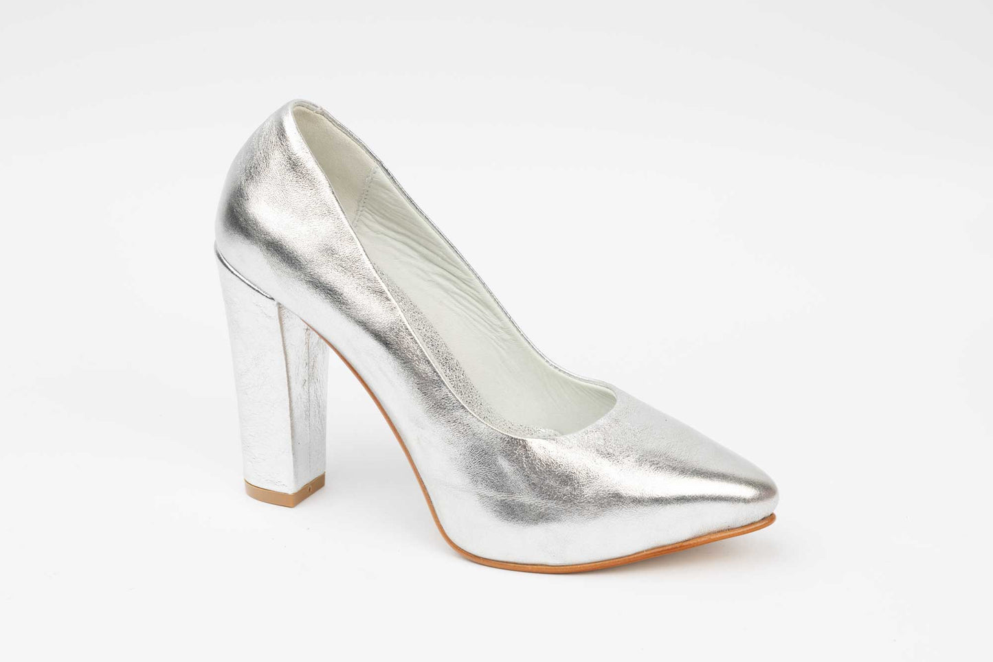 Elegant women's shoes made of natural leather LARISA Sorana