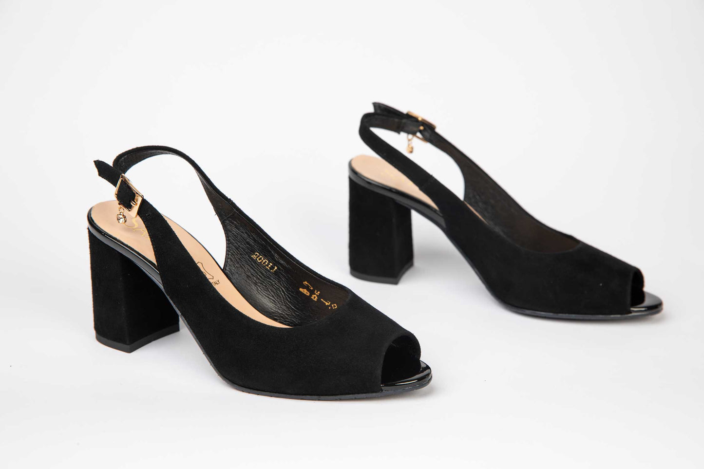 Elegant women's sandals made of genuine leather SALA 20011 black velour