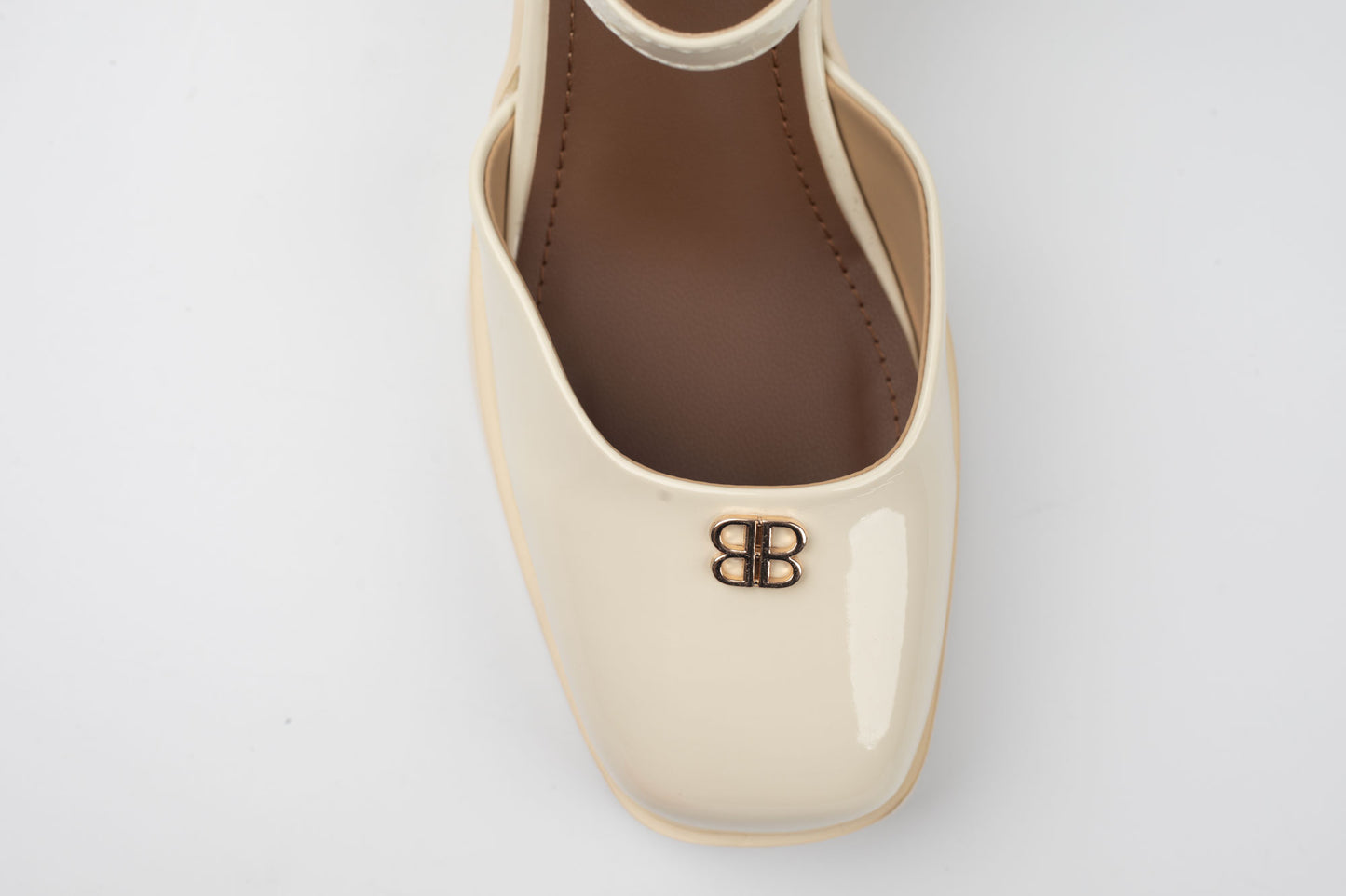 Pantofi damă piele naturală lăcuită FEELING 3533 Bej