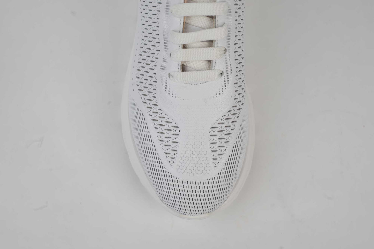 Women's shoes made of natural leather with perforation PERLA 3298 White