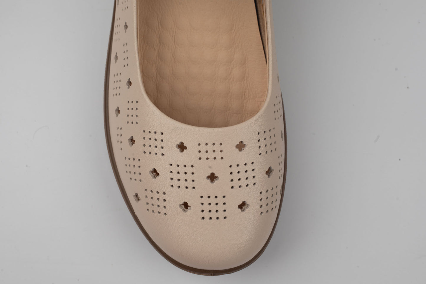 Pantofi damă piele naturală BETINA 50907 Bej perforat