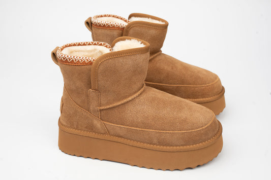 Women's boots made of genuine suede leather ANNA VIOTI 114-001 Camel vel