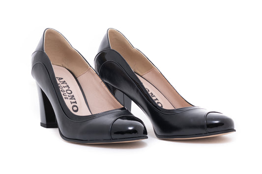Elegant women's shoes made of genuine leather ANTONIO 736 black lacquer box