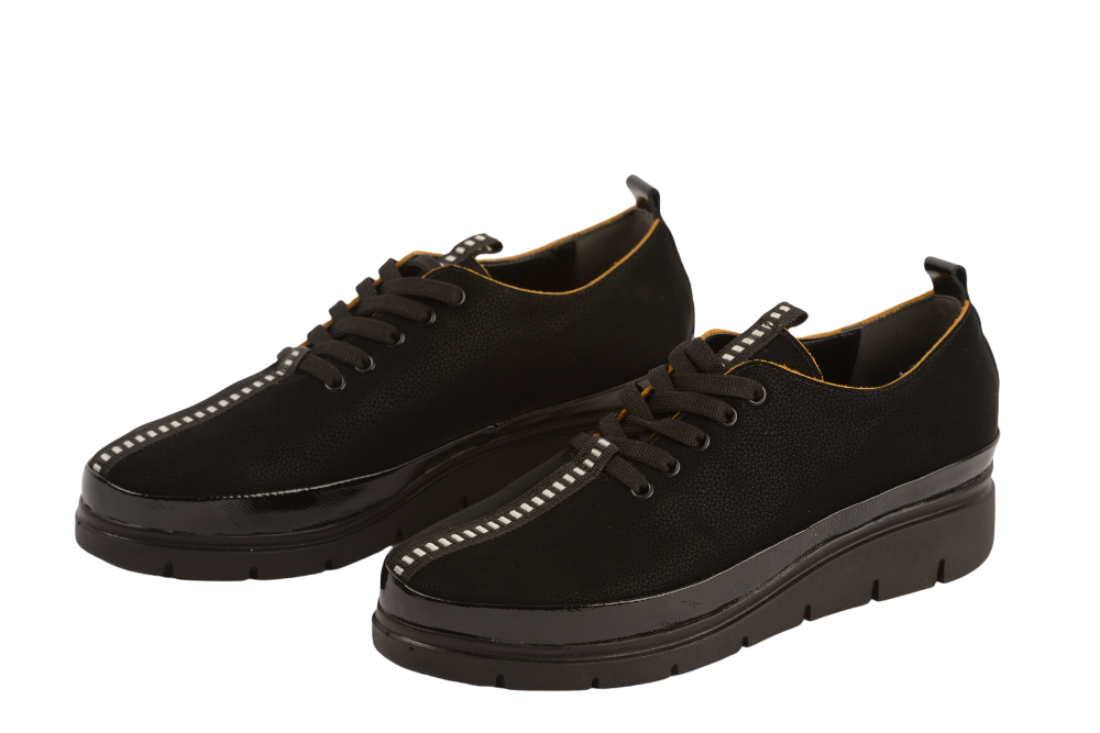 Women's casual shoes made of genuine leather PERLA 1237 black velour