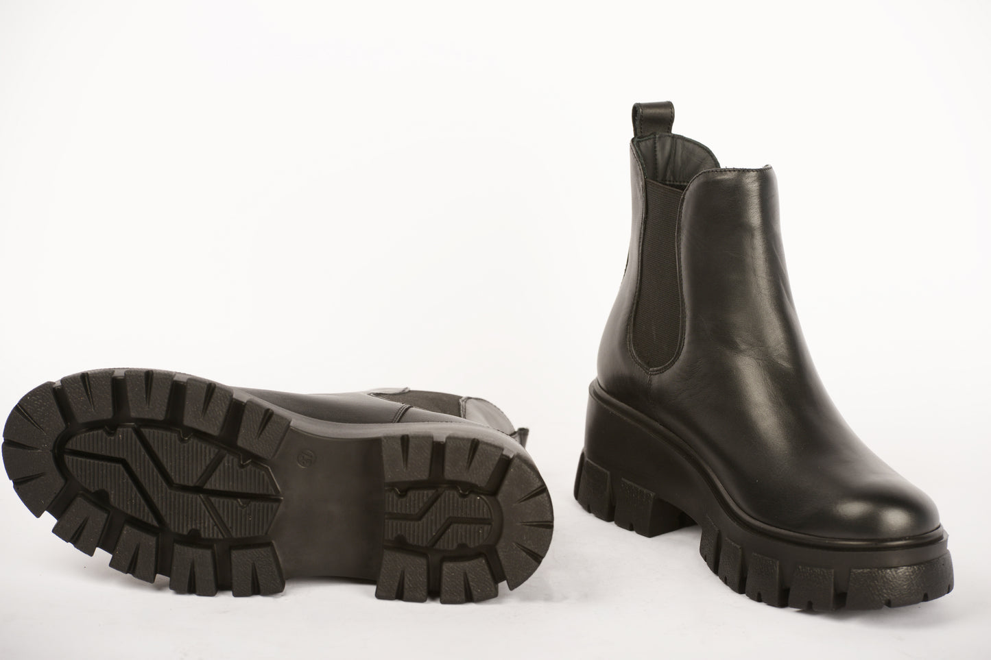 Women's casual boots, natural leather, melania, black, box