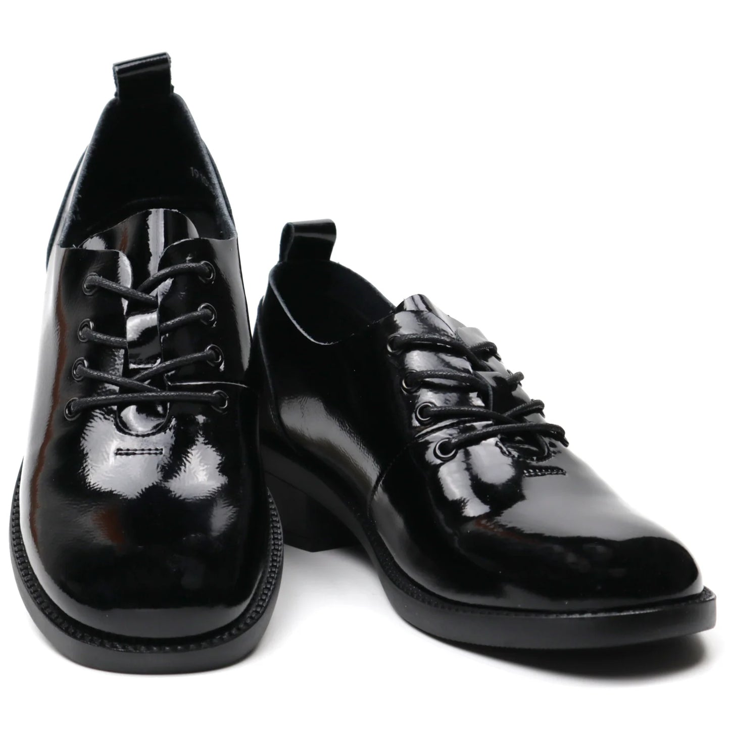 Women's casual shoes made of genuine leather FORMAZIONE 18-1 black patent
