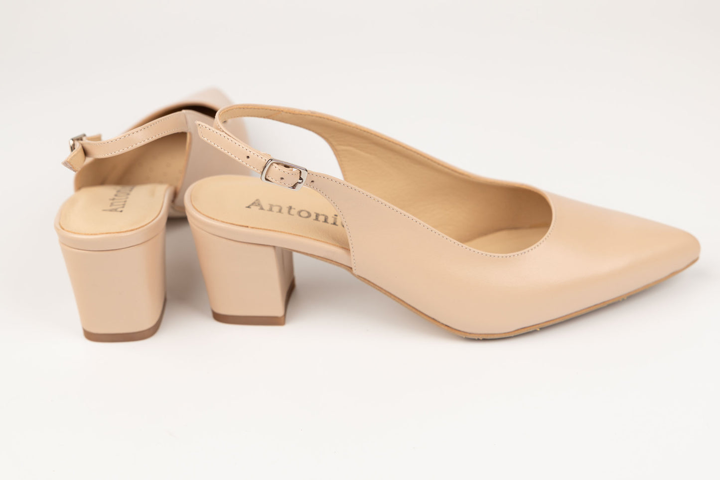 Pantofi dama decupati eleganti din piele naturala ANTONIO 4176 Ivory