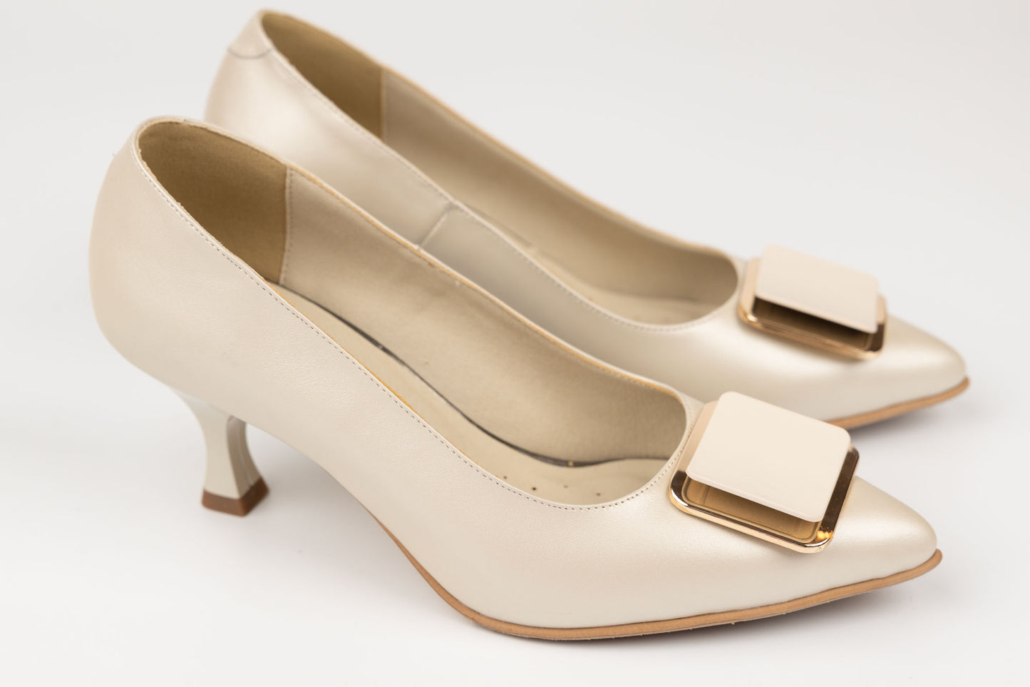 Pantofi damă piele naturală Antonio 7420 Bej sidef