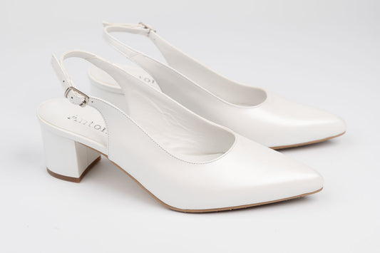 Pantofi dama decupati eleganti din piele naturala ANTONIO 4176 Alb 33-42