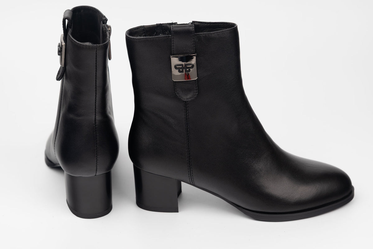 Ghete damă piele naturală BETINA 5752 N box (33-36)
