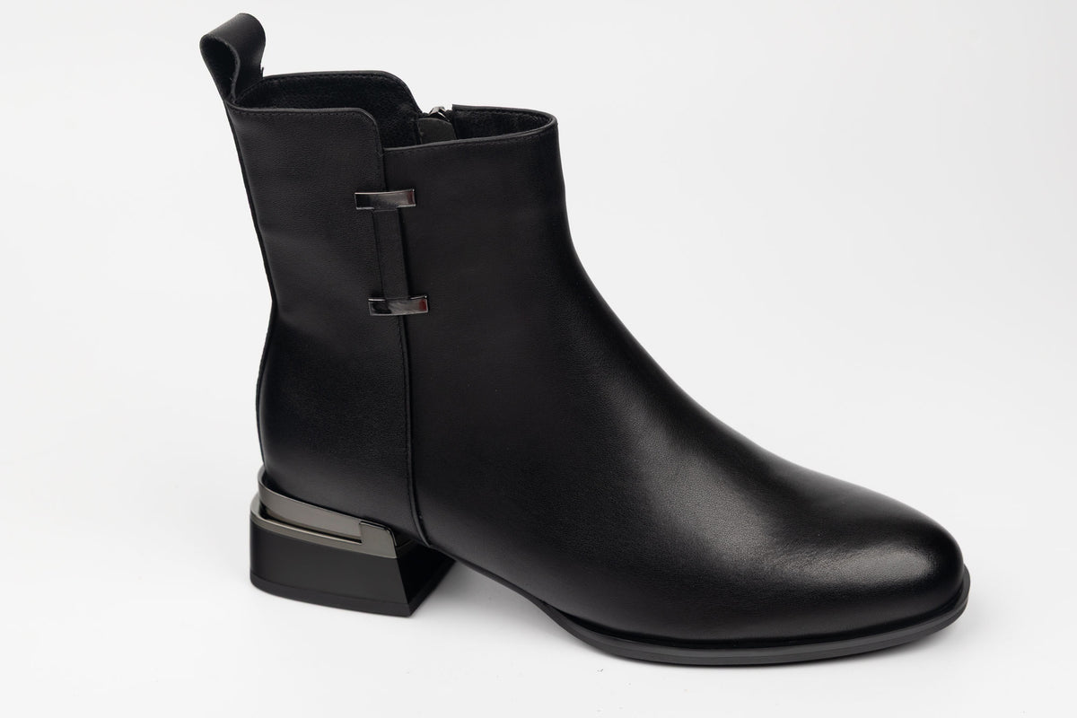 Ghete damă piele naturală BETINA 111 N box (35-41)