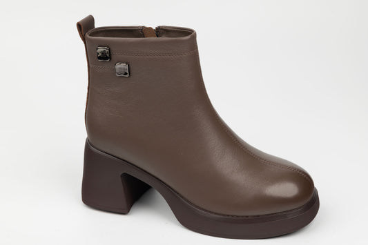 Ghete damă piele naturală BETINA 53221 Khaki (36-40)