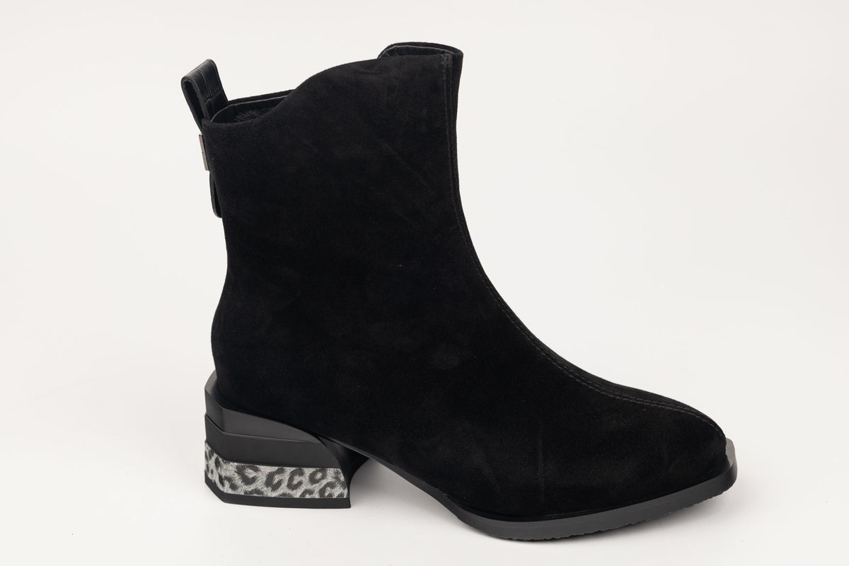 Ghete damă piele naturală BETINA 25102 N vel (35-40)