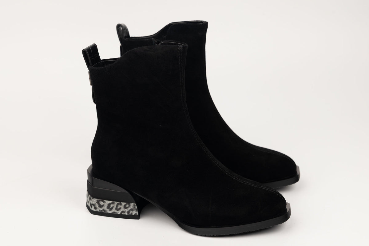 Ghete damă piele naturală BETINA 25102 N vel (35-40)