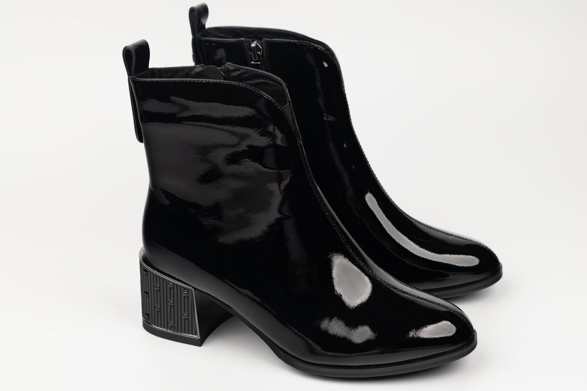 Ghete damă piele naturală BETINA 2571 N lac (35-40)