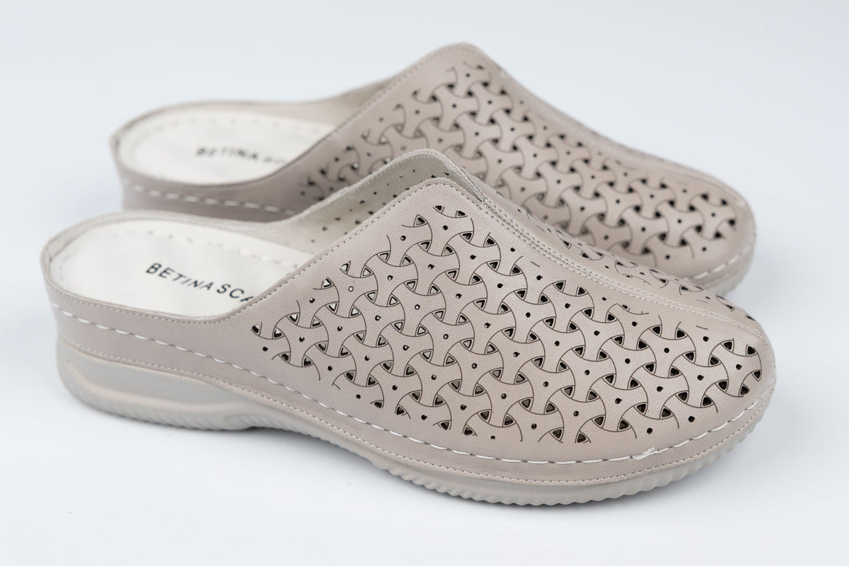 Saboți damă piele naturală BETINA 71305-1 Taupe XXL