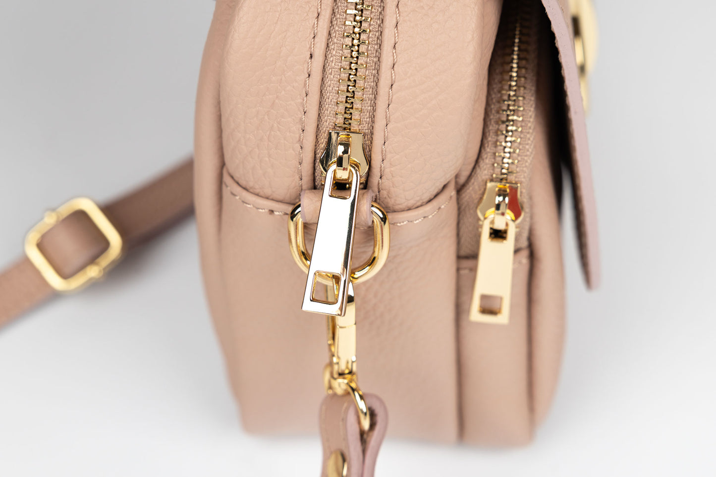 Geanta din piele naturală FENIX FASHION 23317 Nude