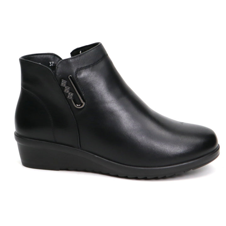 Women's casual boots in natural leather FORMAZIONE 500 black