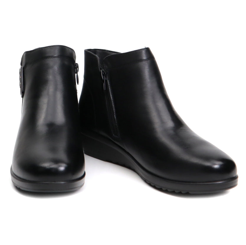 Women's casual boots in natural leather FORMAZIONE 500 black