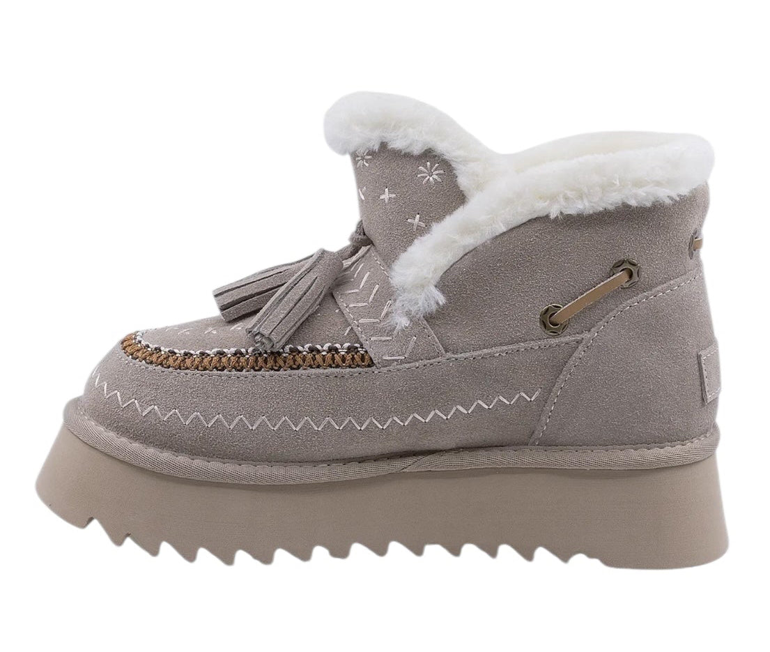 Women's boots made of genuine suede leather ANNA VIOTI 113-4 Grey vel