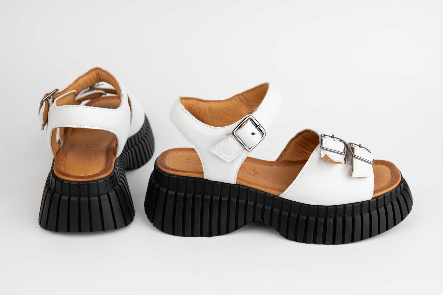 Women's casual sandals made of natural leather DOGATI 10693 White