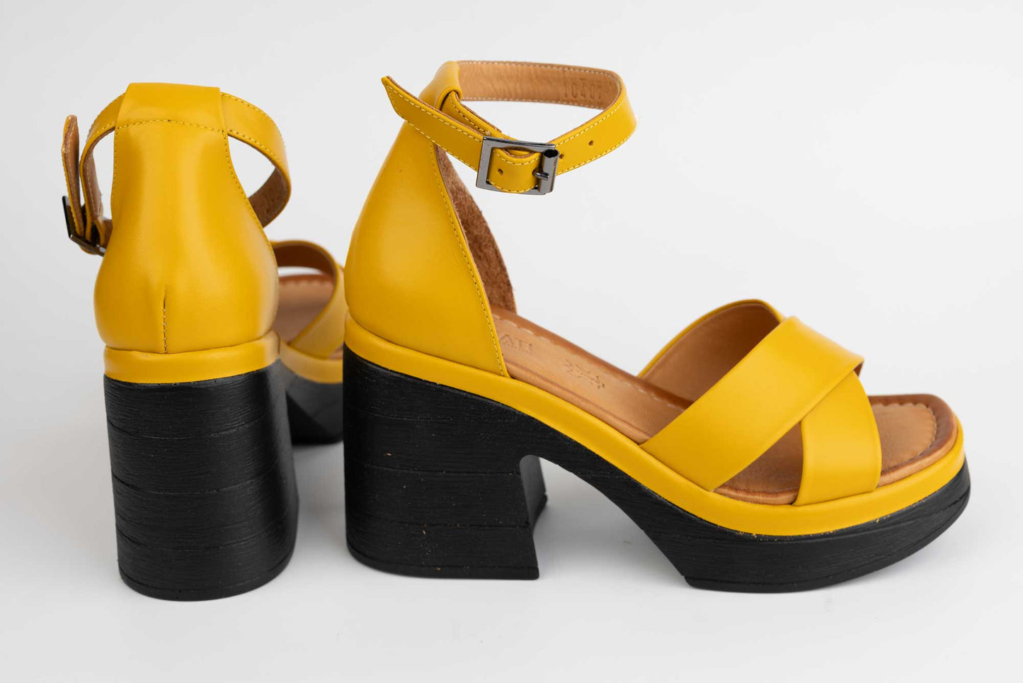 Women's casual sandals made of natural leather DOGATI 407 Yellow