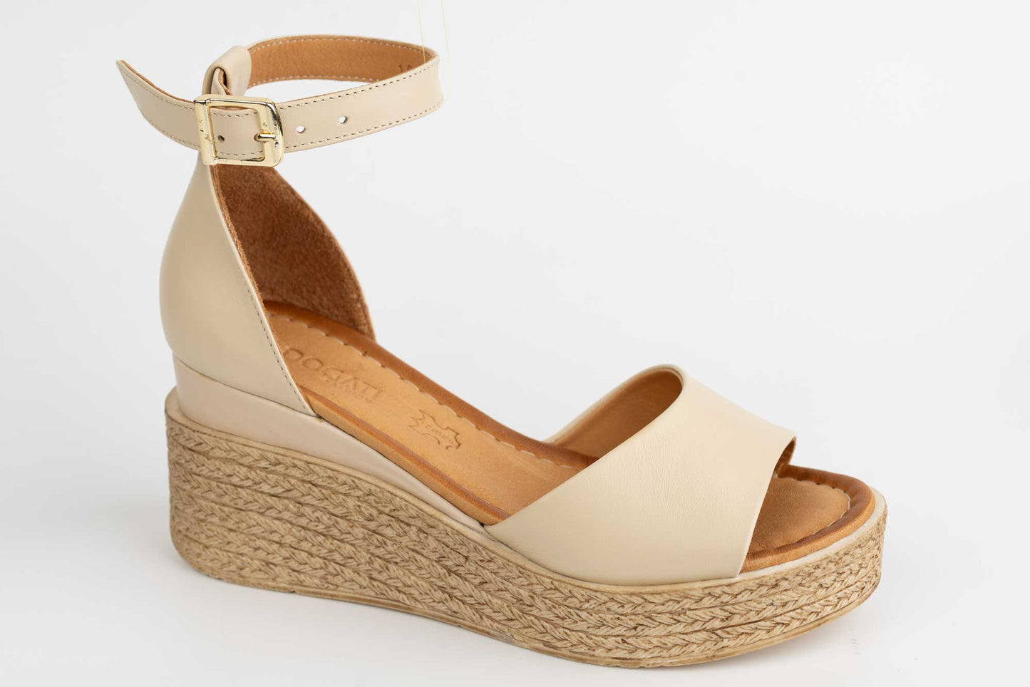 Women's casual sandals made of natural leather DOGATI 1809 Beige