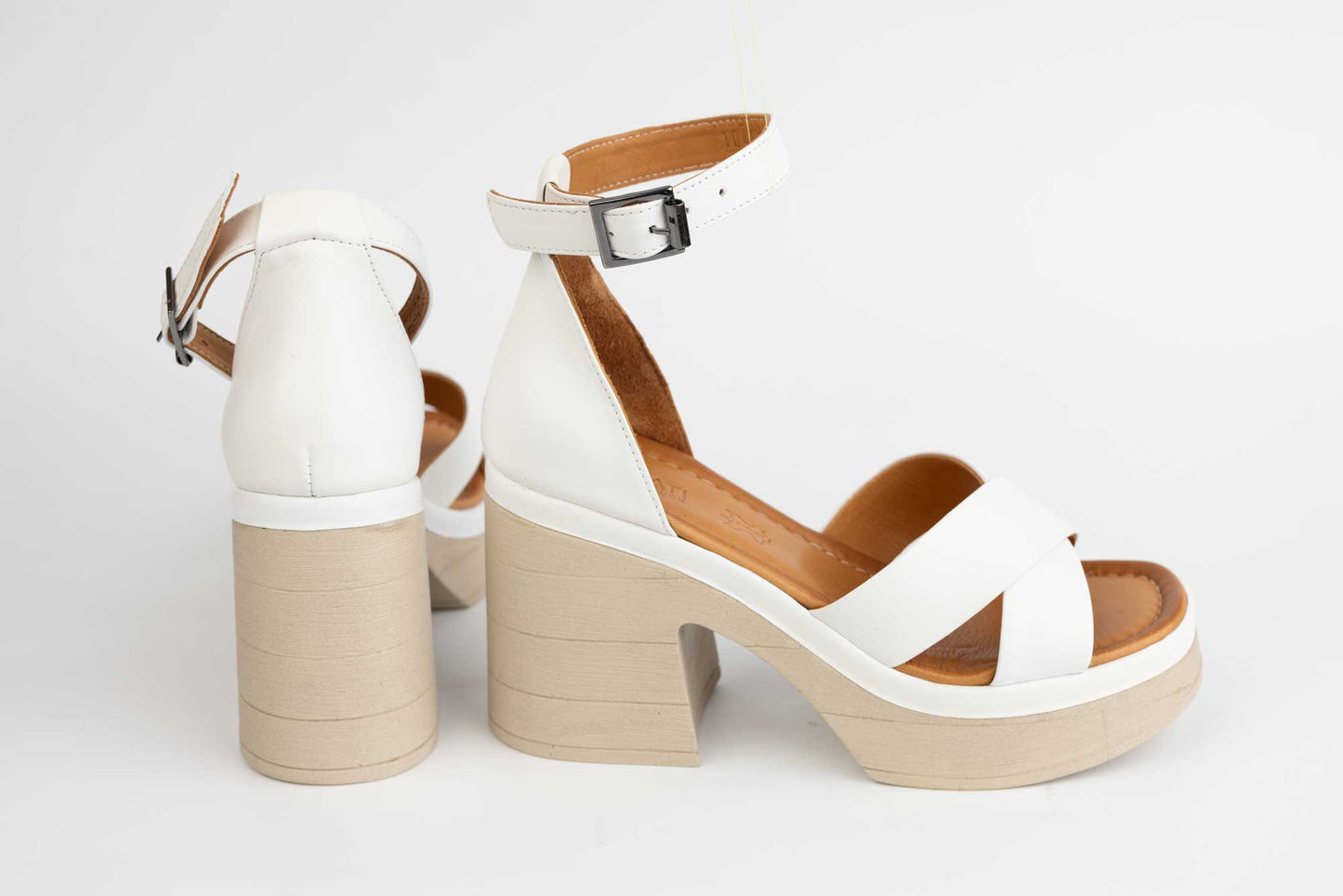 Women's casual sandals made of natural leather DOGATI 407 White