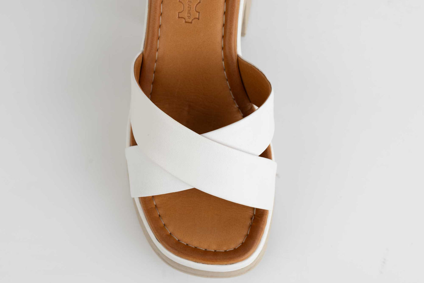 Women's casual sandals made of natural leather DOGATI 407 White