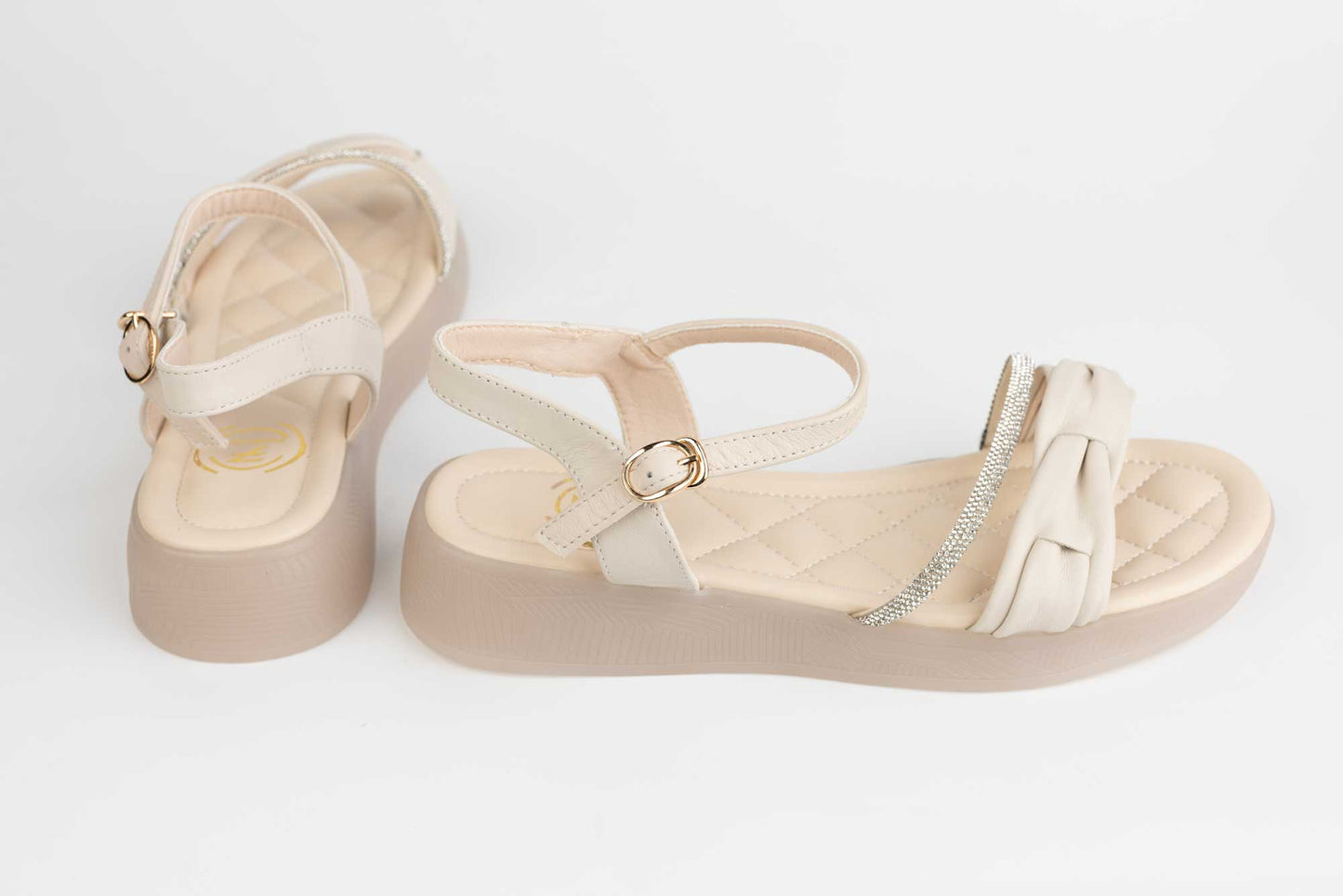 Women's sandals made of genuine leather FORMAZIONE 9936 Cream