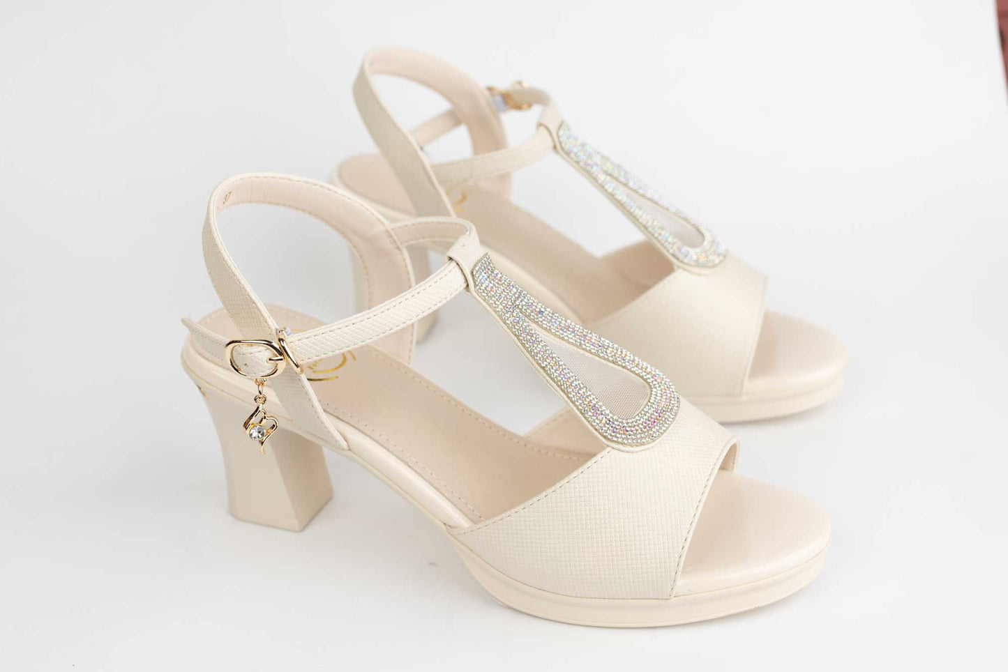 Women's sandals made of genuine leather FORMAZIONE 1185 Cream