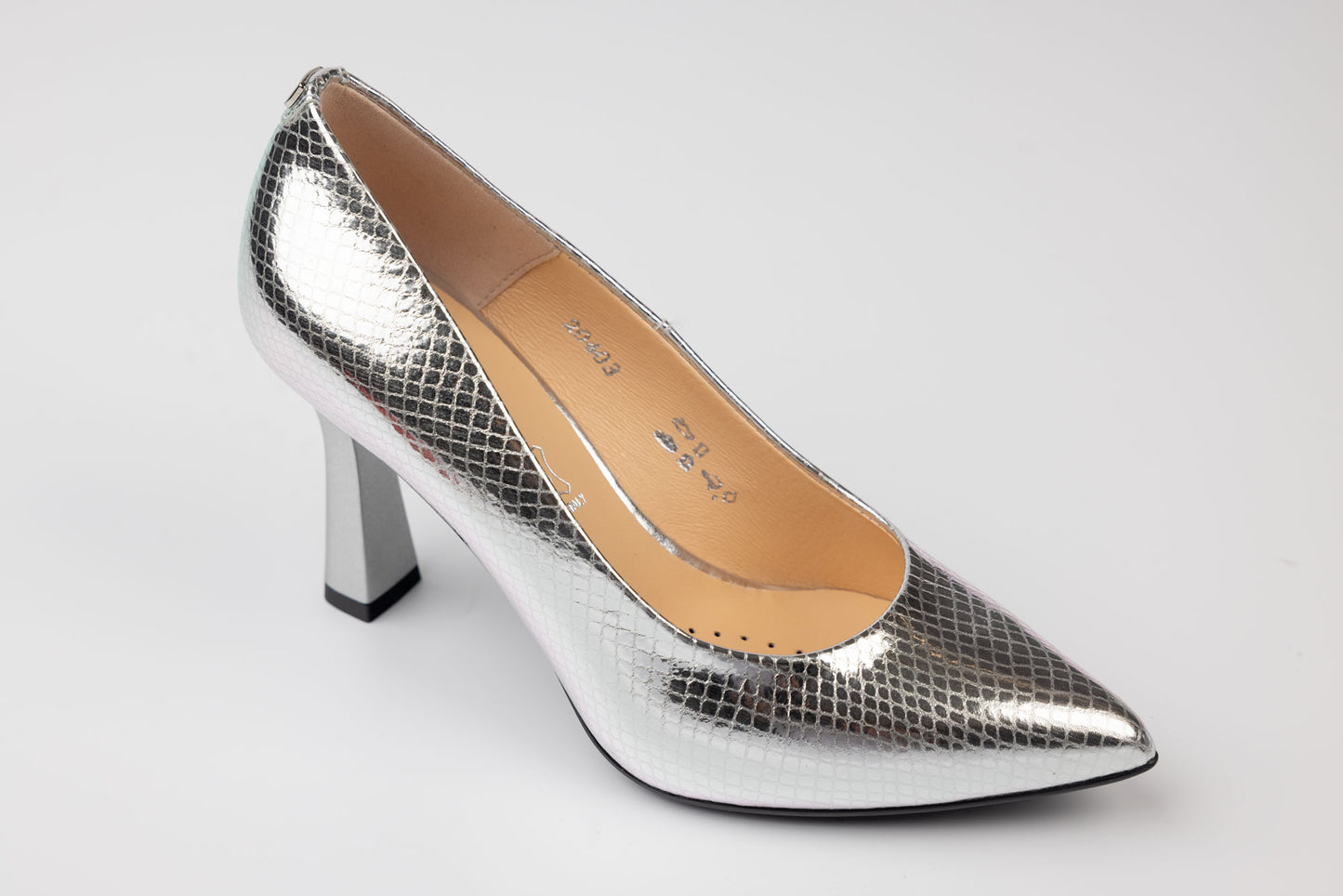 Pantofi damă piele naturală SALA 20639 Argintiu