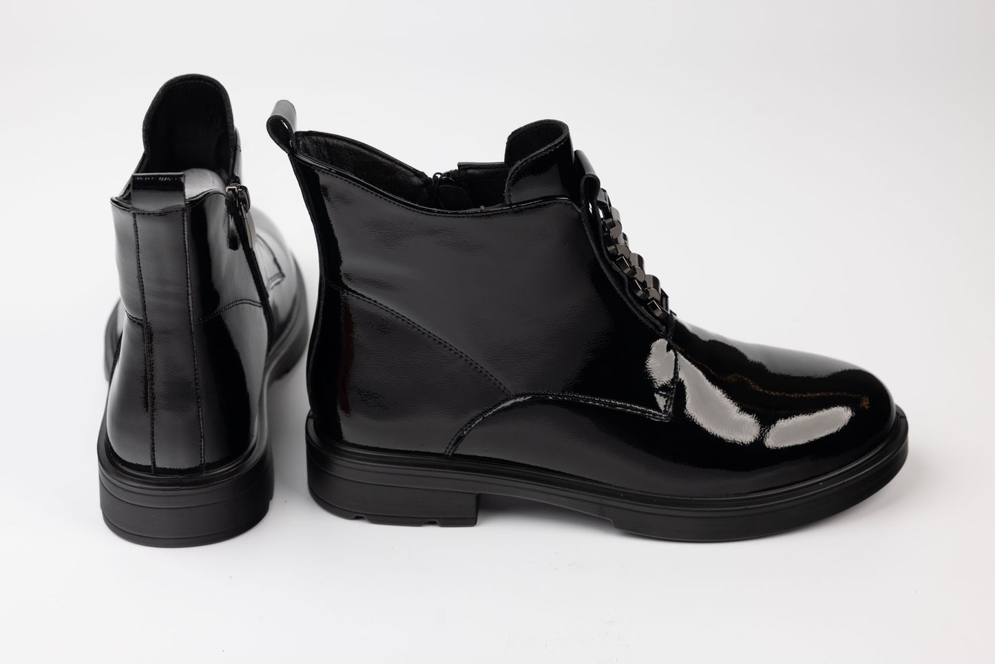 Women's boots made of natural patent leather FORMAZIONE 1227 N patent 