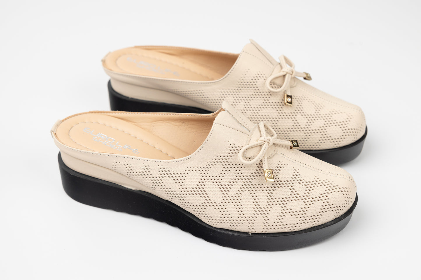 Women's genuine leather orthopedic clogs LSD 102 Beige