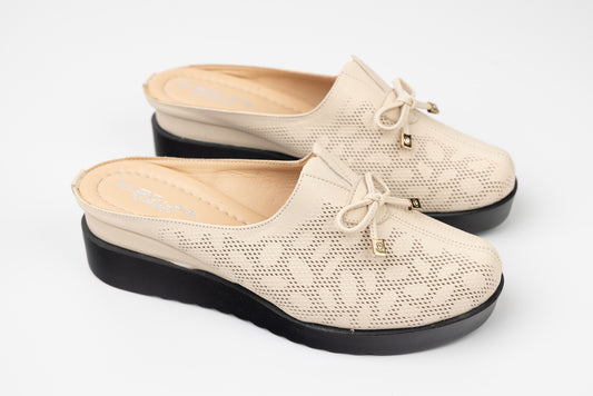 Women's genuine leather orthopedic clogs LSD 102 Beige