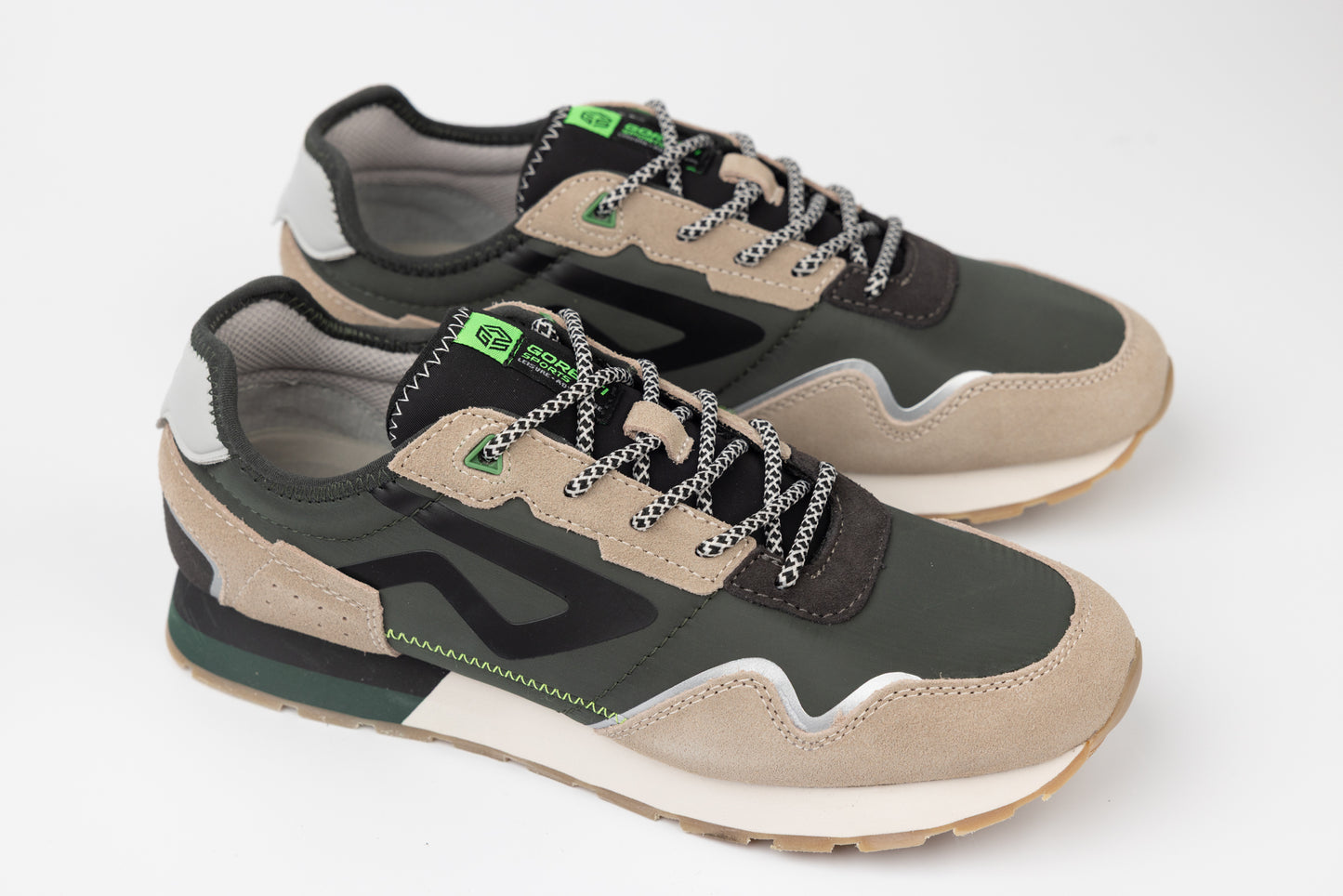 Men's sports sneakers GORETTI 30136 Green