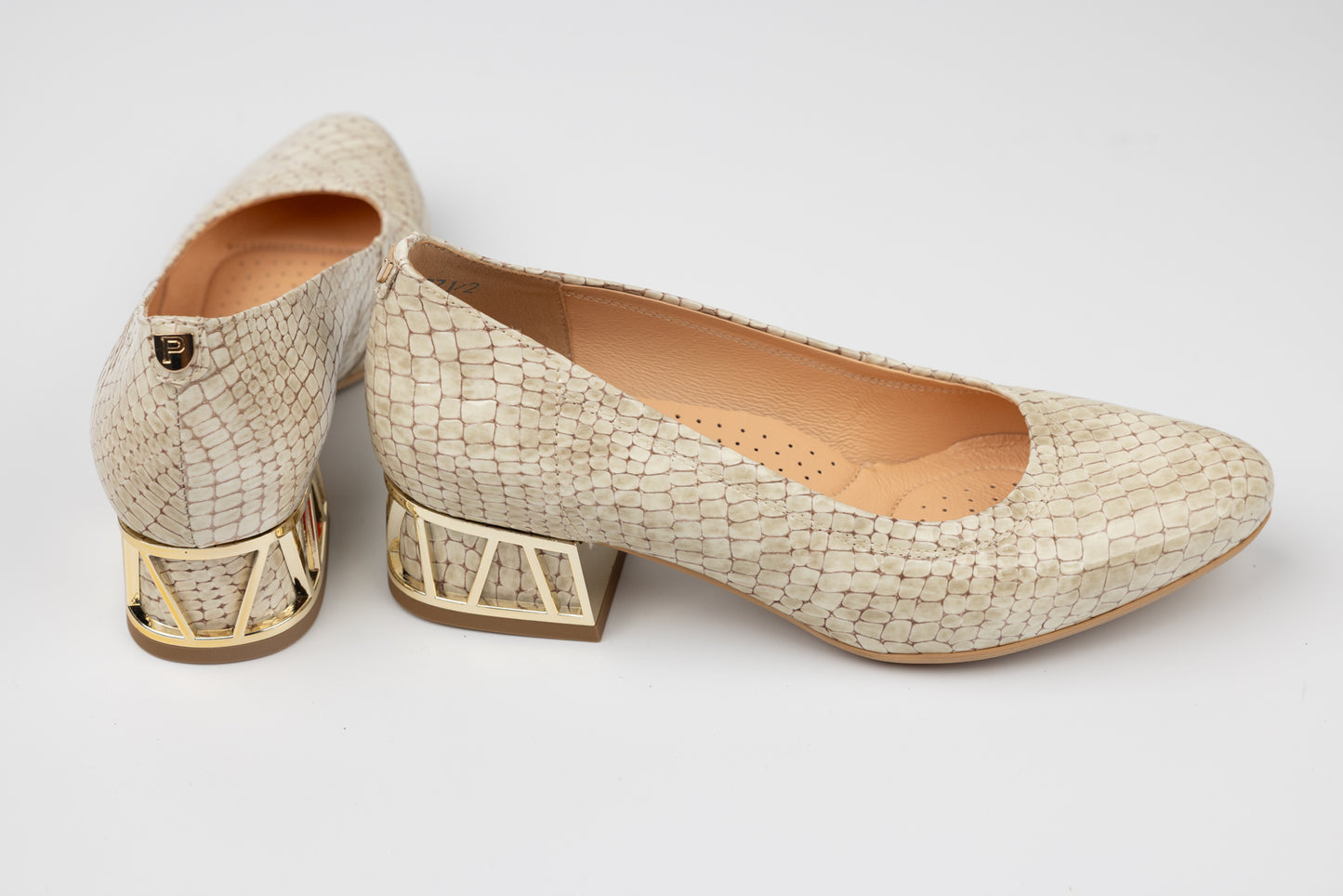 Pantofi dama piele naturală PULSO 1578 Bej lac croco XXL