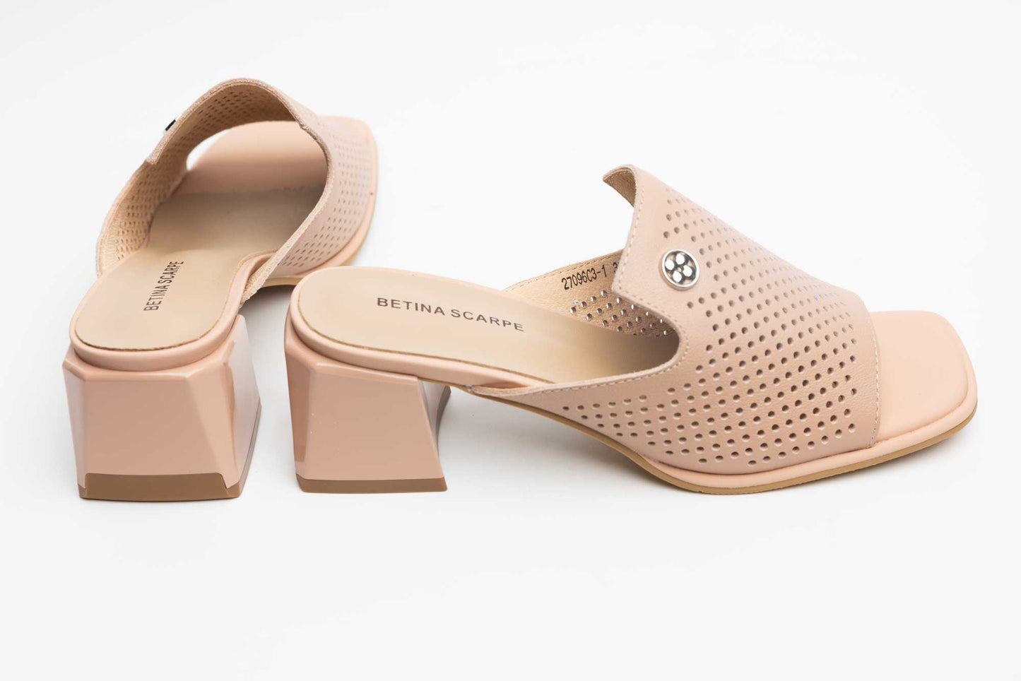 Women's clogs made of natural leather, studded with BETINA 27096 Apricot