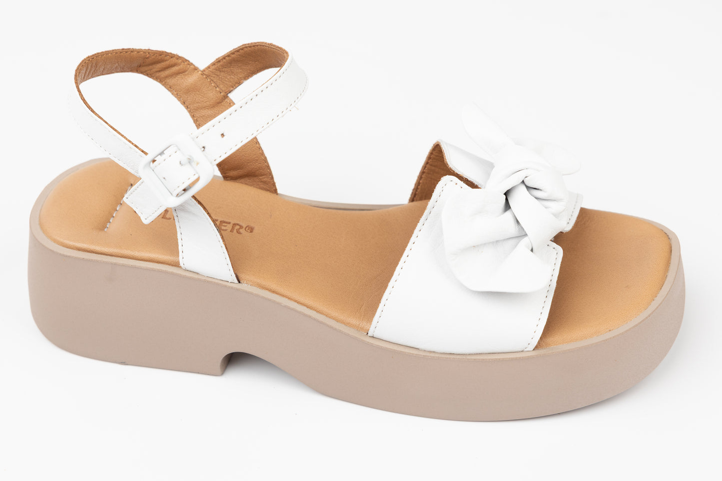 Women's sandals made of genuine leather ERISMA 3207 White